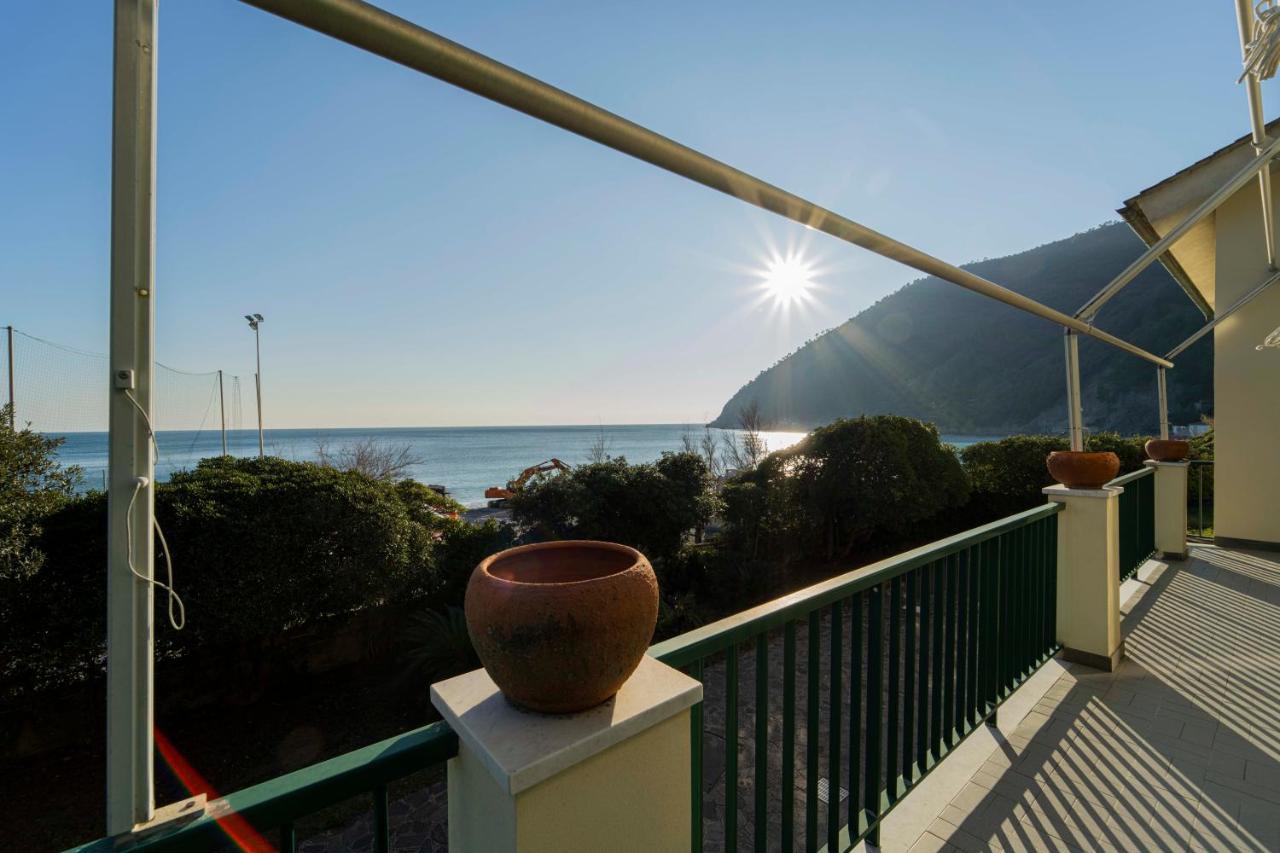 111 - Casa La Secca Vista Mare, 100Metri Dalla Spiaggia E Mare Moneglia Exteriör bild